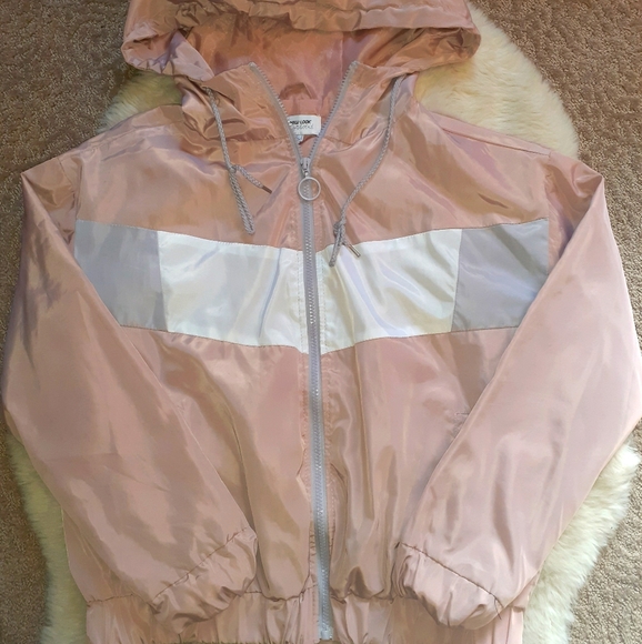 Pink Windbreaker - Picture 3 of 5